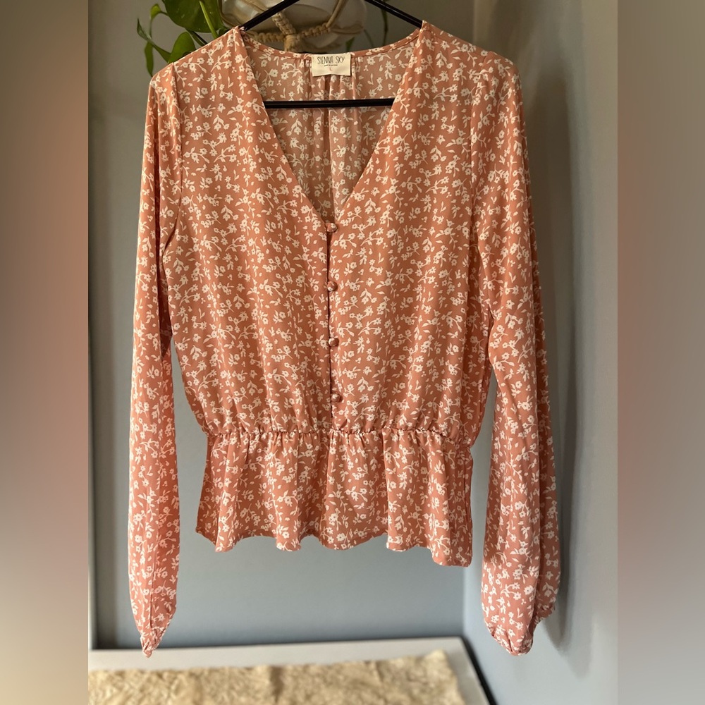 Floral top